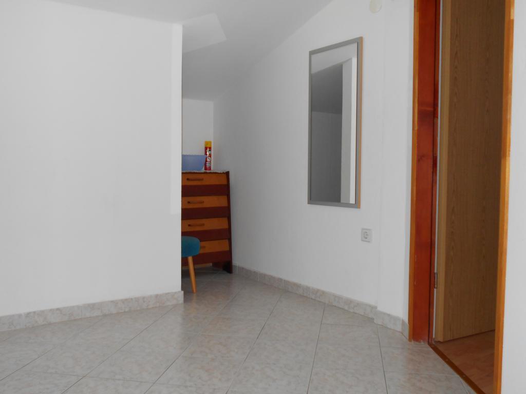 Apartment Kurelic Rab Town Exterior foto